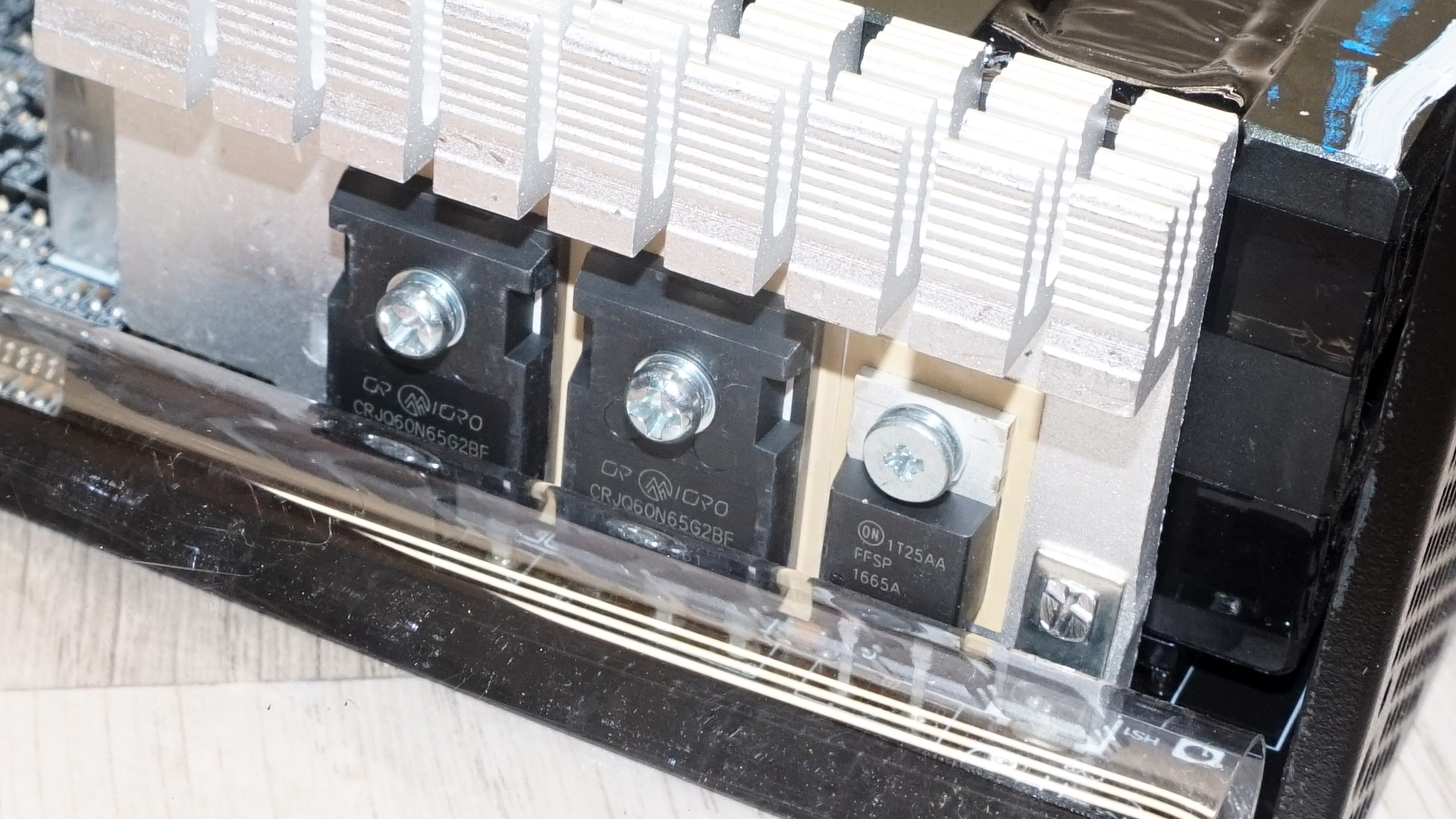 MSI MAG A1200PLS PCIe 1200W