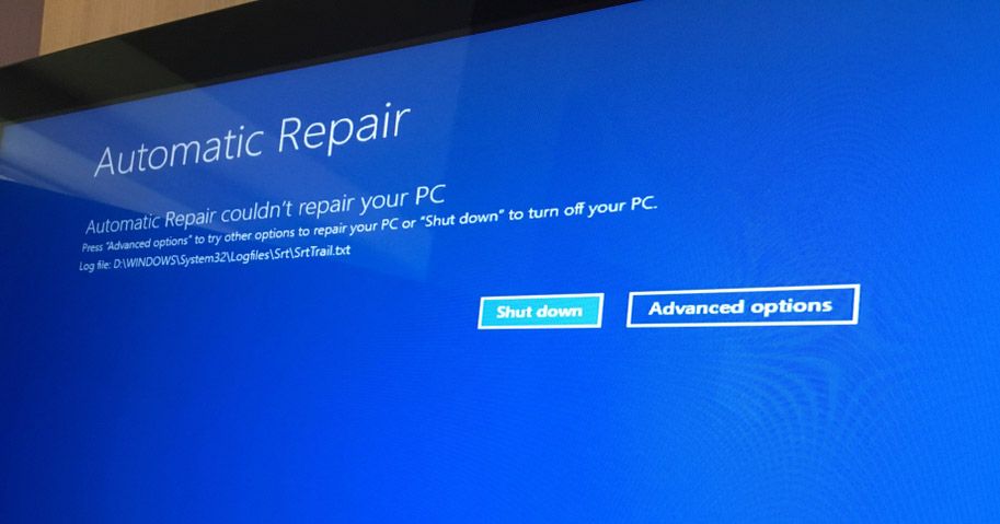 A photo of a monitor displaying the words &#039;Automatic Repair couldn&#039;t repair your PC.&#039;