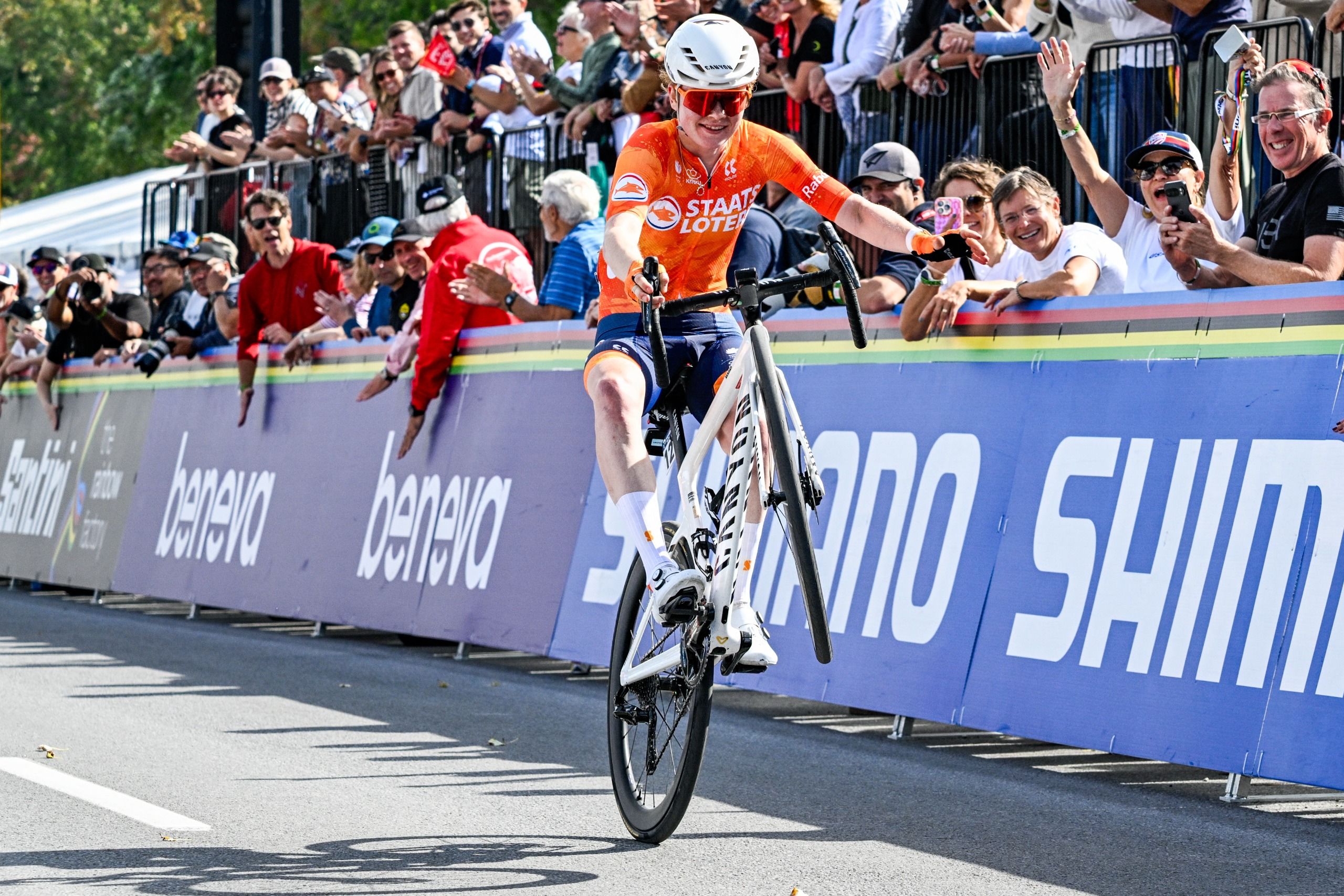 Cycling Triumphs: Vollering's World Title and Svarre's CRO Race Victory