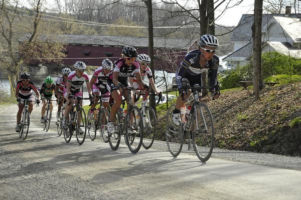 Second chase group on Stage Road