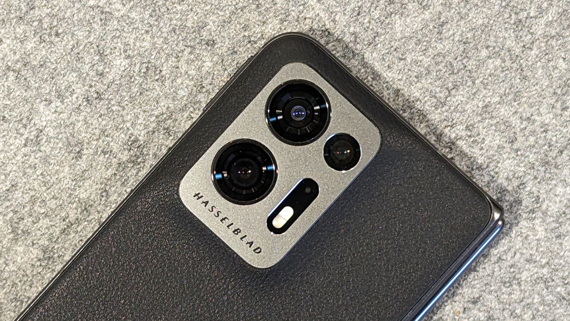 Caméra pratique Oppo Find N2 en gros plan