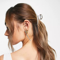 True Decadence Hair Claw In Silver And Pearl $14/£8| ASOS