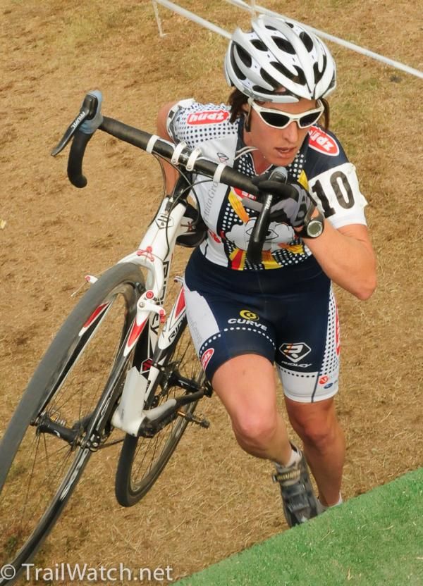 Kathy Sherwin (Hudz-Subaru) runs the Green Monster steps in fifth place