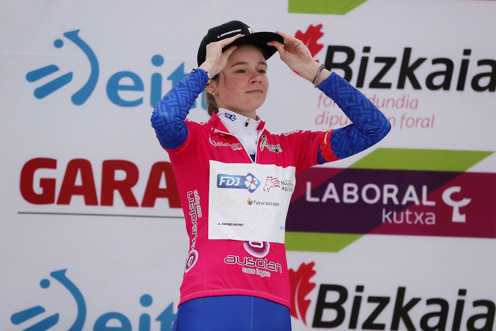 Victorie Guilman in the best young rider jersey at Emakumeen Bira