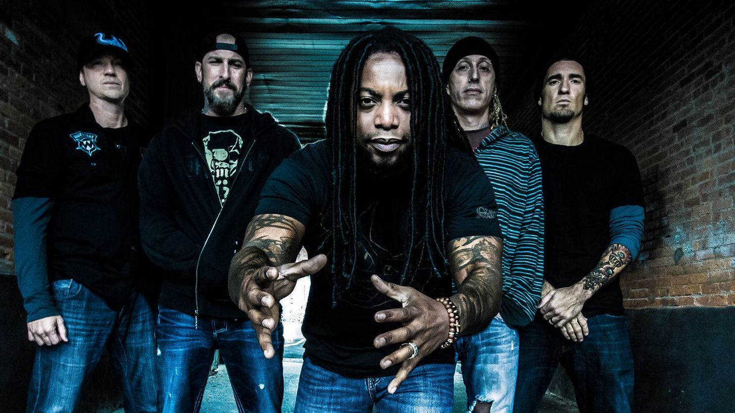 Группа исполнение. Sevendust.