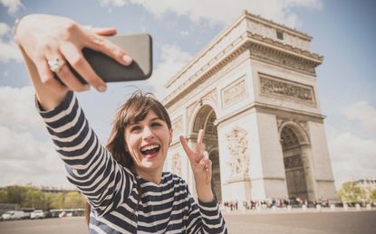 Best Phone Plan for International Travelers