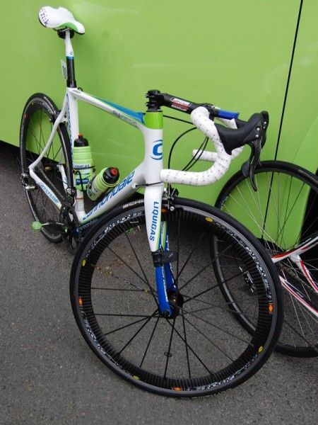 Quinziato decided on deeper-section carbon wheels from Mavic.
