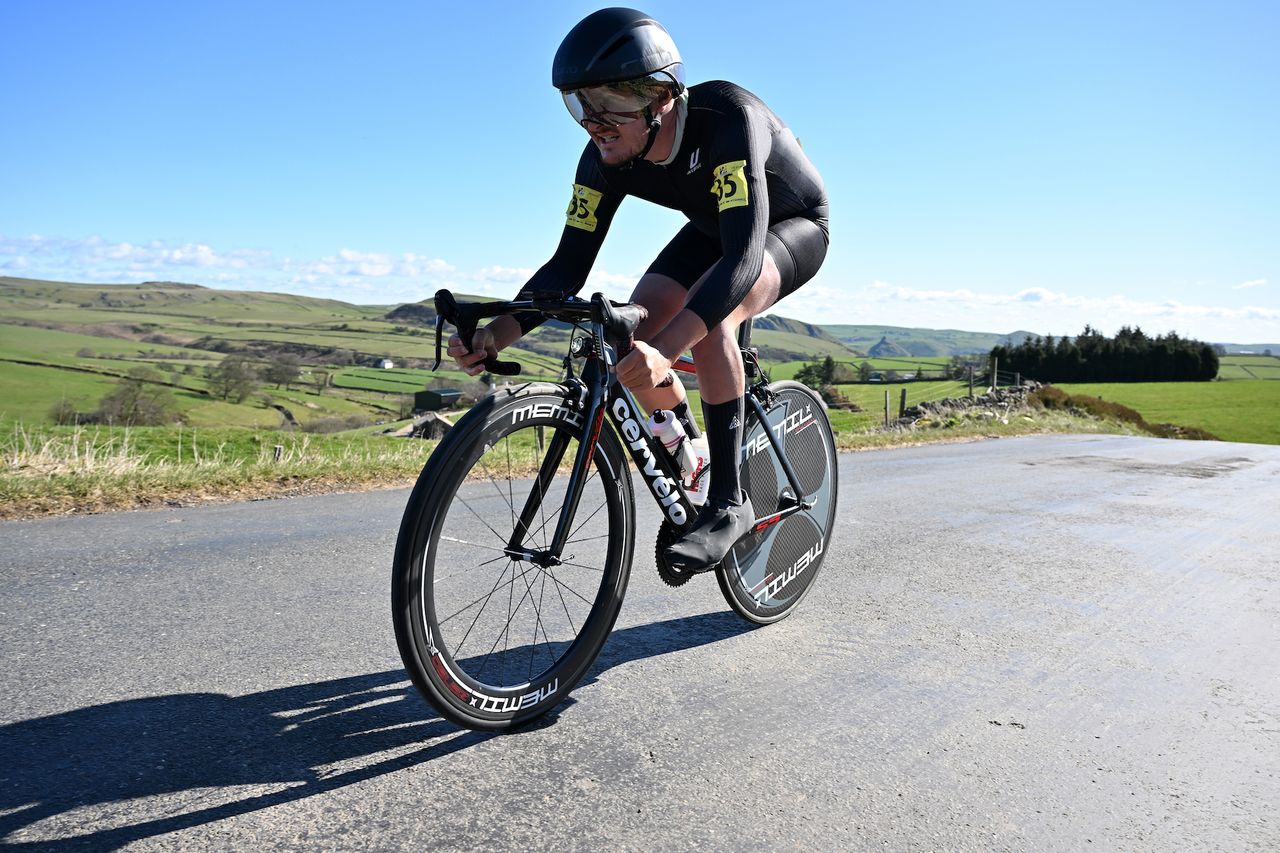 Rider in black Buxton mountain TT 2023