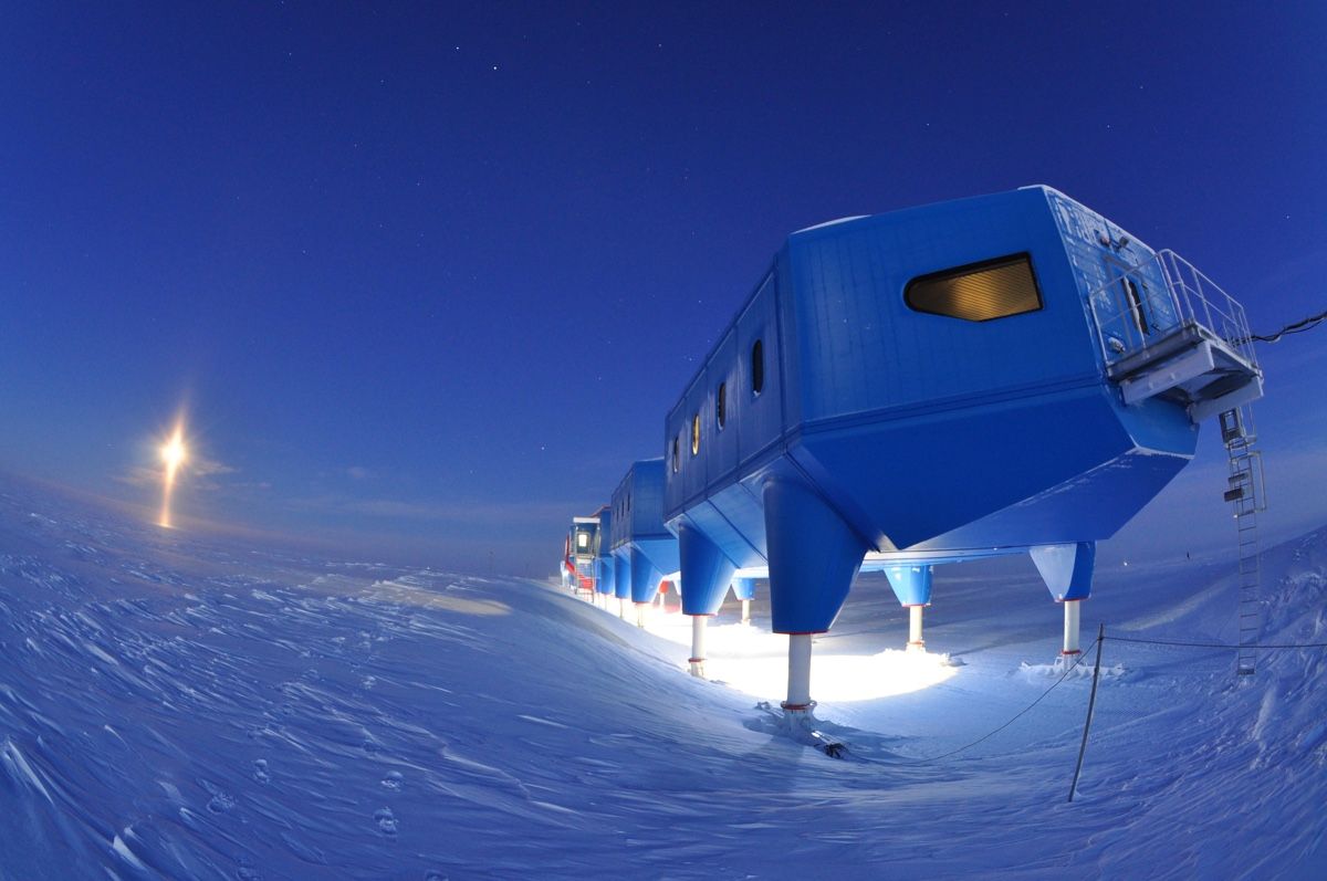 The mobile buildings of the Halley research station were moved in 2017 to avoid the base being cut adrift by a growing chasm in the ice shelf.