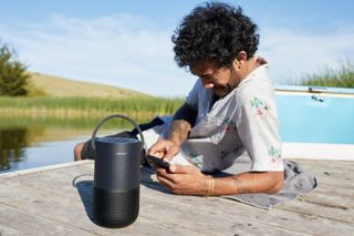 Bose smart speaker impresses with 360-degree sound