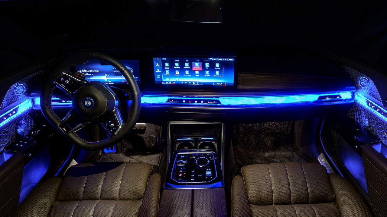 2026 BMW i7 M70 review.