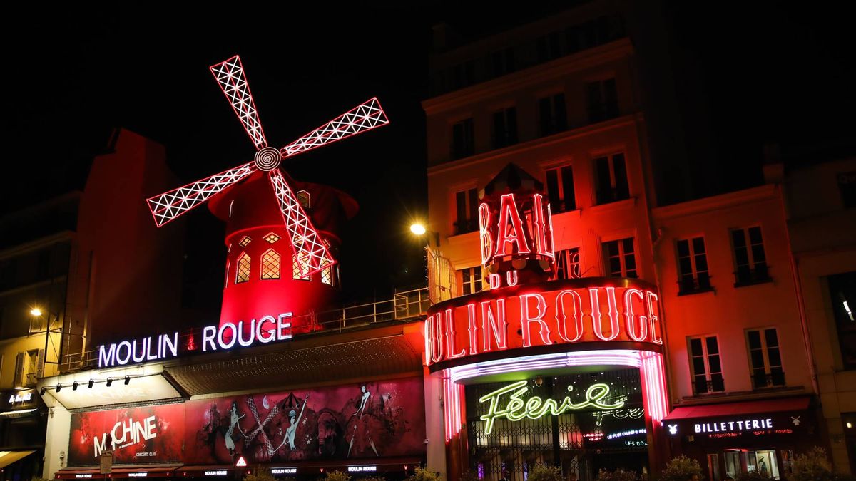 You can now stay in the iconic Moulin Rouge windmill and it looks ...