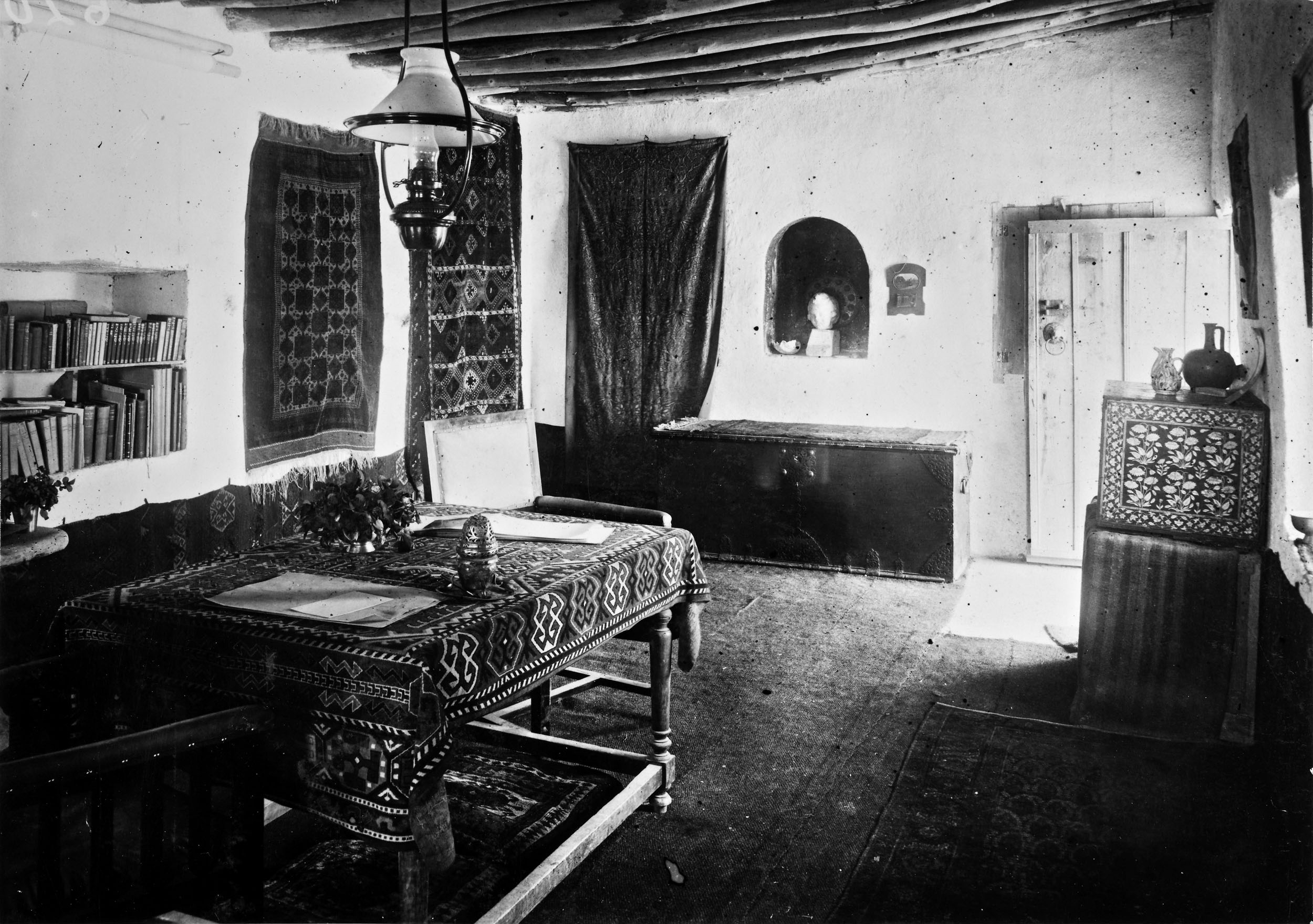 Black and white image of house on the Turkey/Syria border.