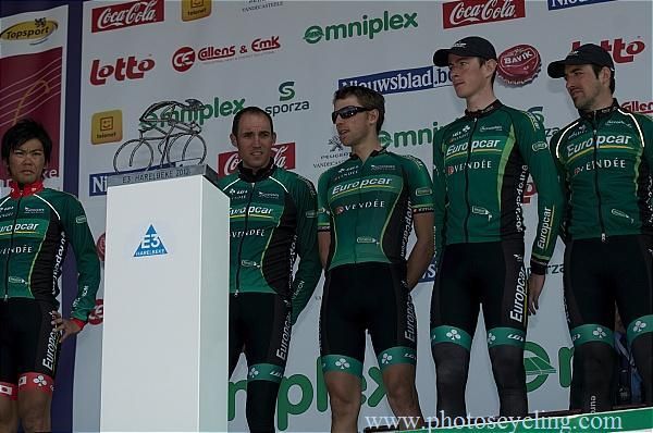Team Europcar at the start of the race