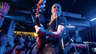 Dominique Leonetti: epic prog played with a smile