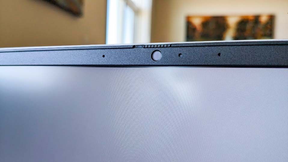 Dell Inspiron 16 Plus 7630 webcam shutter