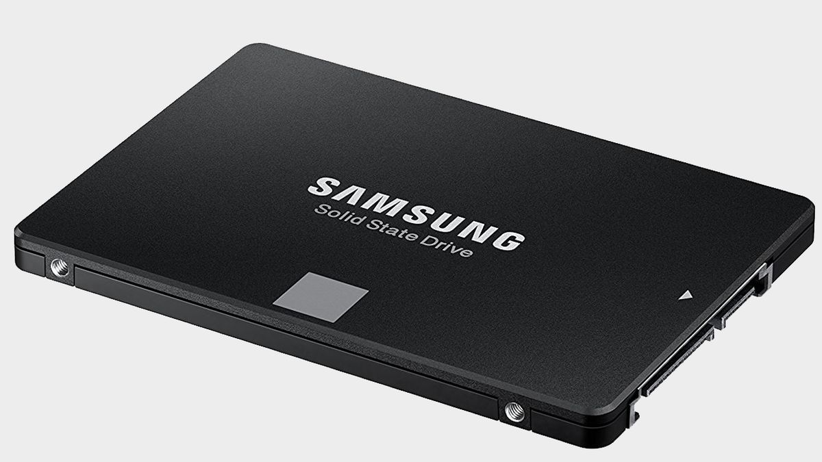 Official product image of the Samsung 860 EVO 500GB SSD, with a plain background.