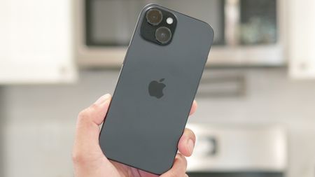 Apple iPhone 15 review.