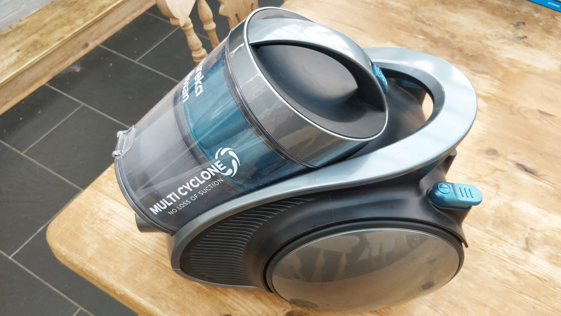 Swan Eureka Multiforce Pet vacuum cleaner