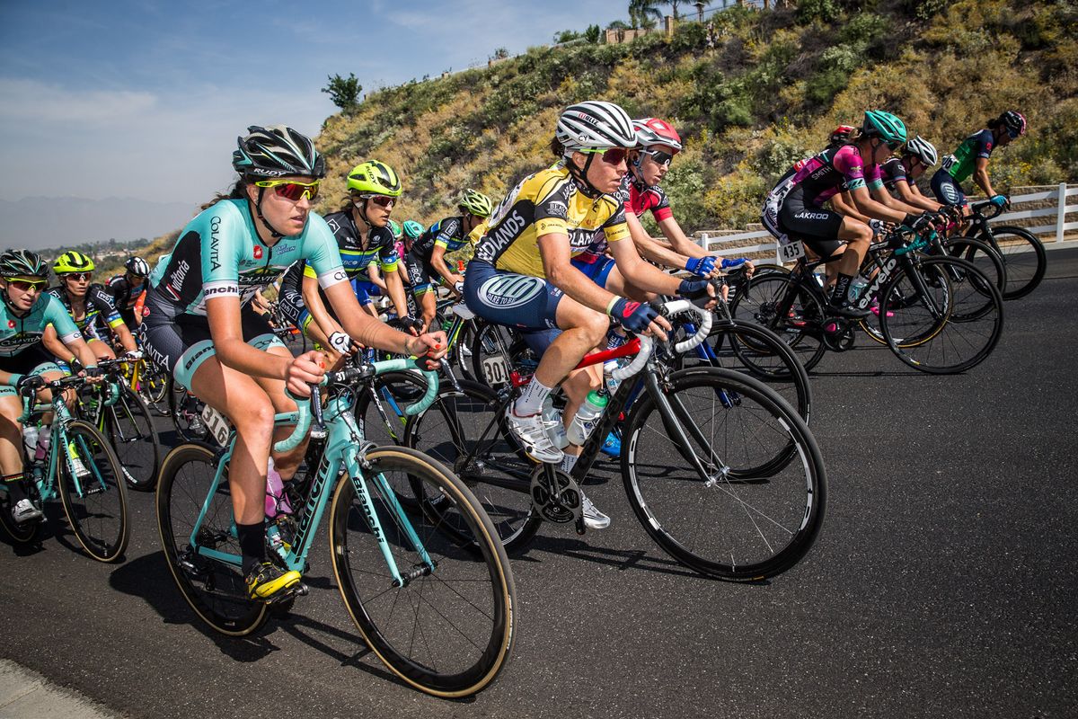 Amber Neben (Dare to Be) rides at the front of the main field