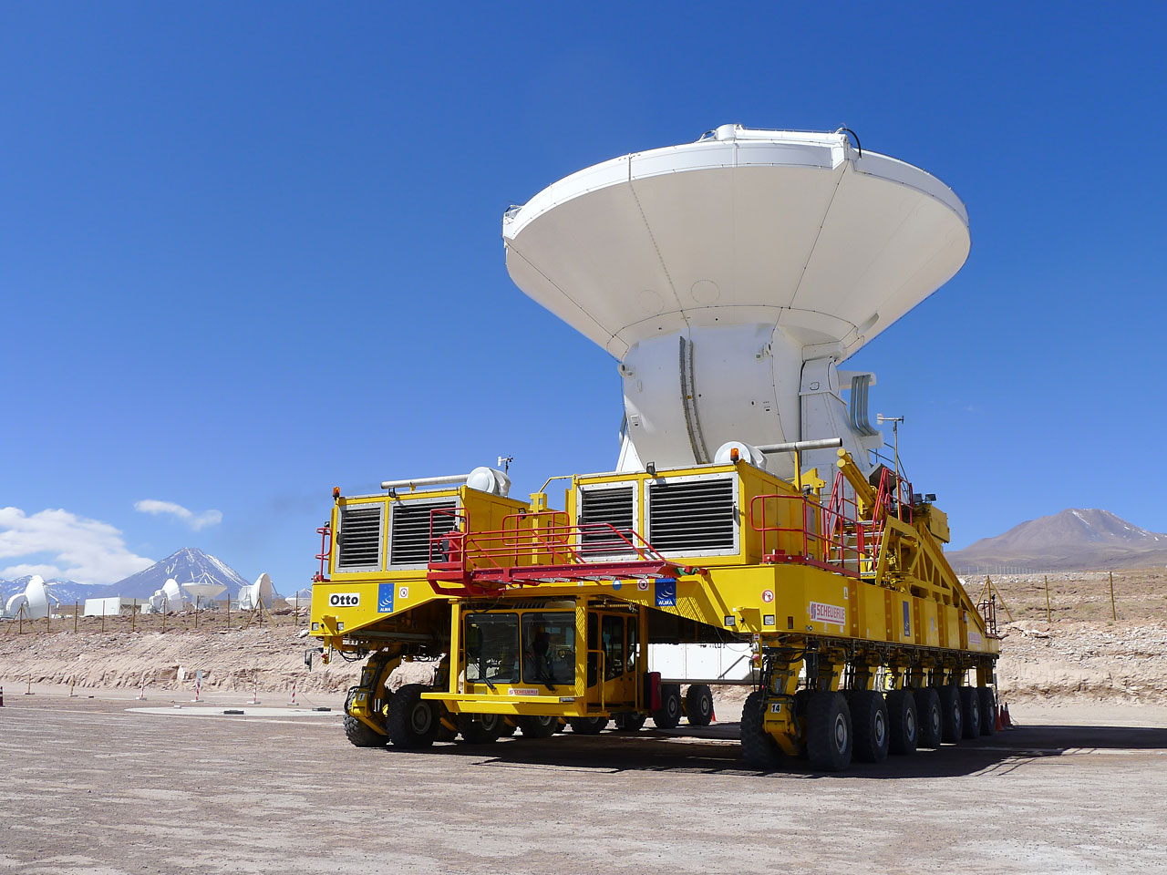 Final ALMA Antenna Delivered