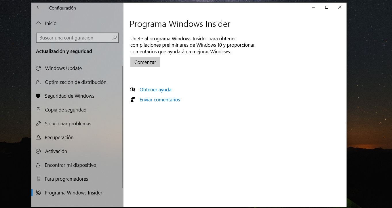 Captura de pantalla del proceso de descarga e instalación de Windows 11