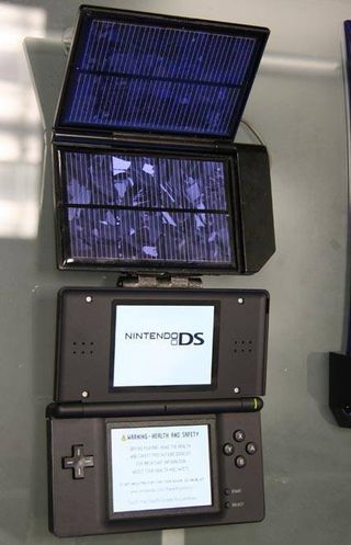 The Solar DS with its battery in place.