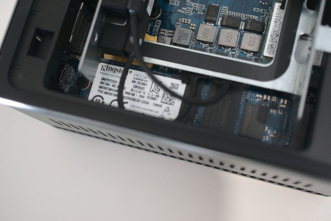 Minisforum U850