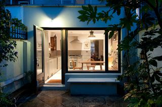 Single storey rear extension ideas: glass-extension