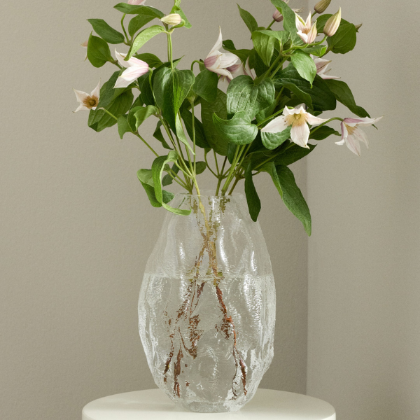 H&amp;amp;M, Textured Glass Vase