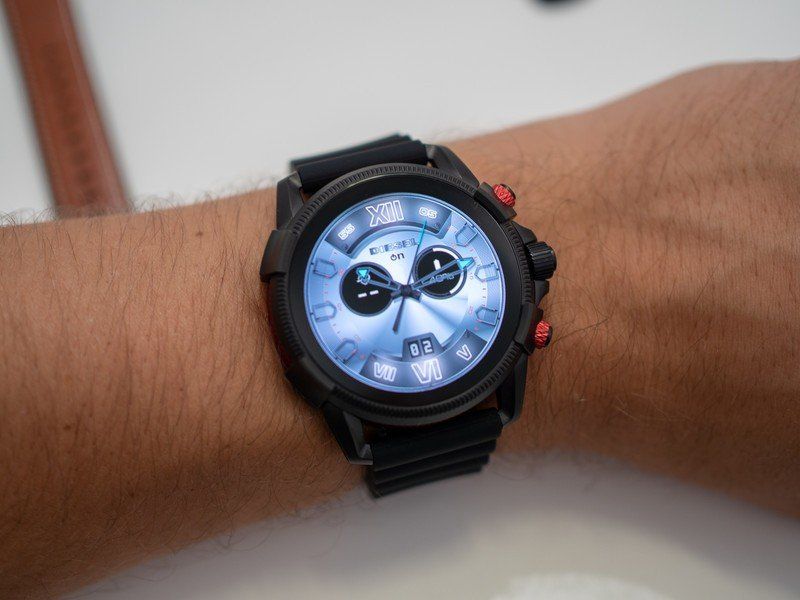 Diesel Full Guard 2.5 smartwatch