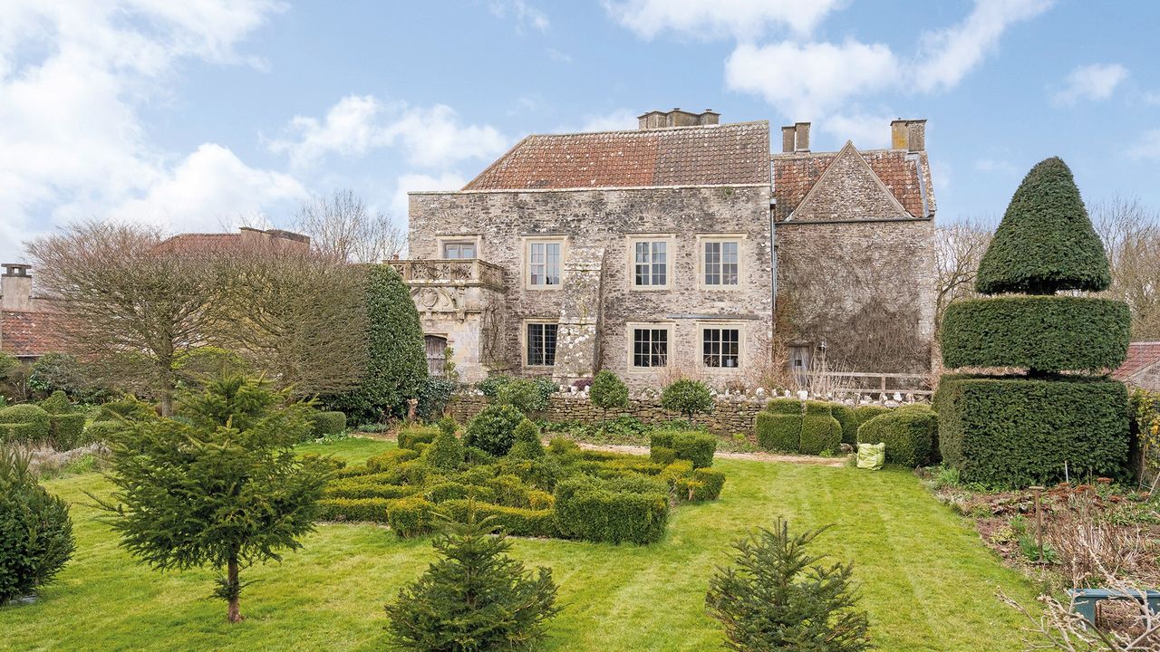 Chelvey Court, Backwell, Bristol