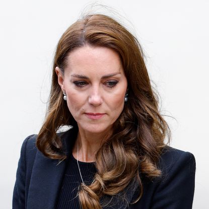 Kate Middleton wears all-black