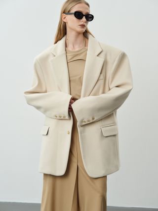 (pre-Order) Hayk Oversized Boyfriend Blazer, Cream