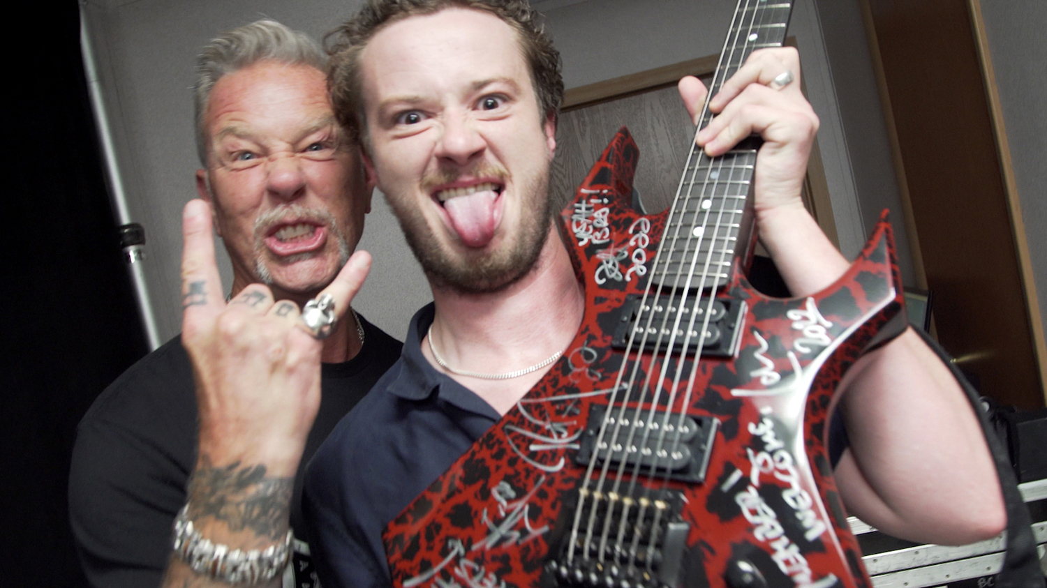 Metallica Frontman Cosplays As Stranger Things' Eddie Munson - IMDb
