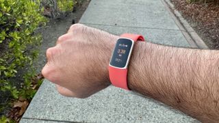 The miles data field on the Fitbit Charge 6 during an activity.