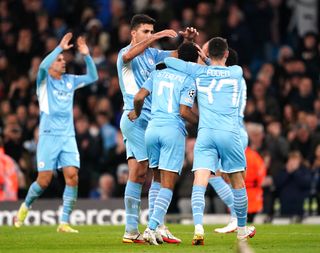 City need just a point to reach the last 16