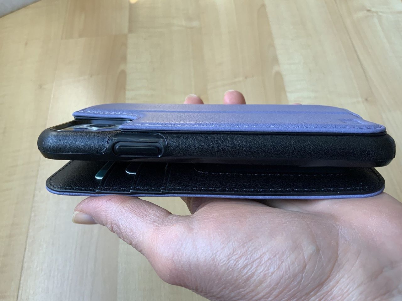 SENA Wallet Book Case