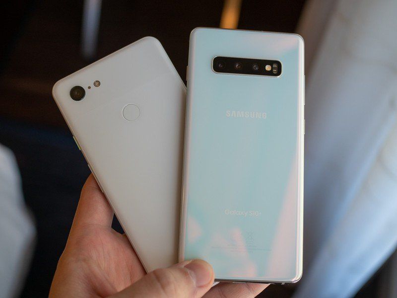 Galaxy S10+ and Pixel 3 XL