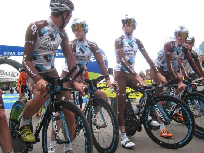 The Ag2r-La Mondiale riders before they start their recon ride