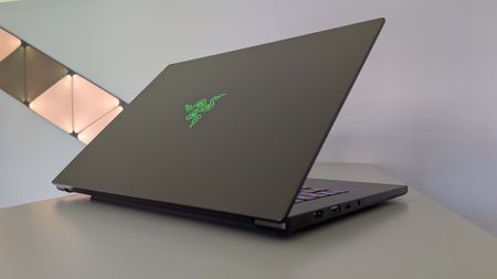 Razer Blade 14 (2025) gaming laptop