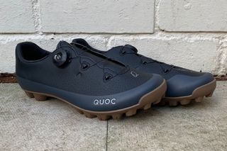 Image shows the Quoc Gran Tourer IIs which are some of the best gravel bike shoes