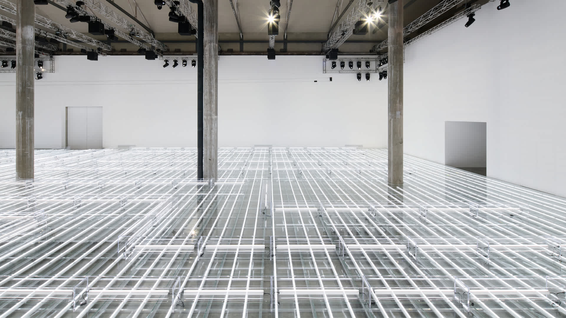 Prada SS 2027 menswer show