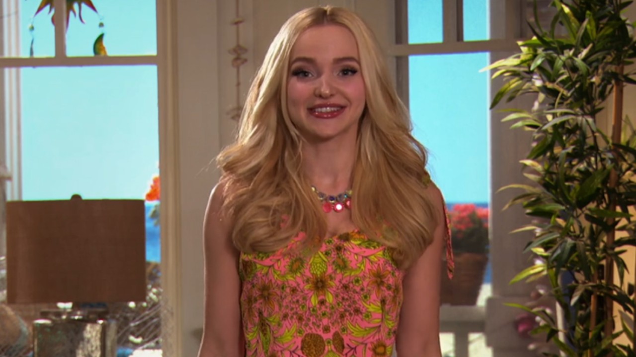 Liv talking to the camera in the series finale of Liv and Maddie.