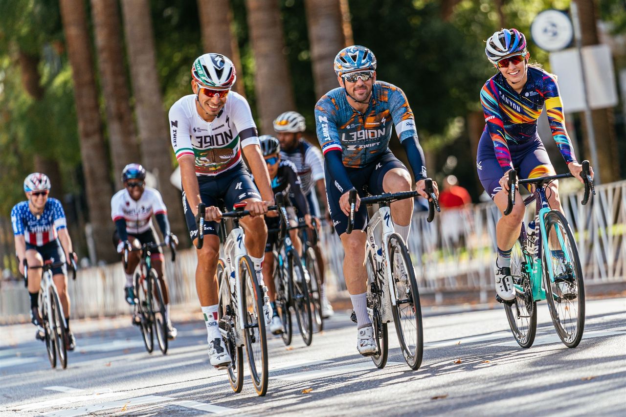 Into The Lion&rsquo;s Den criterium