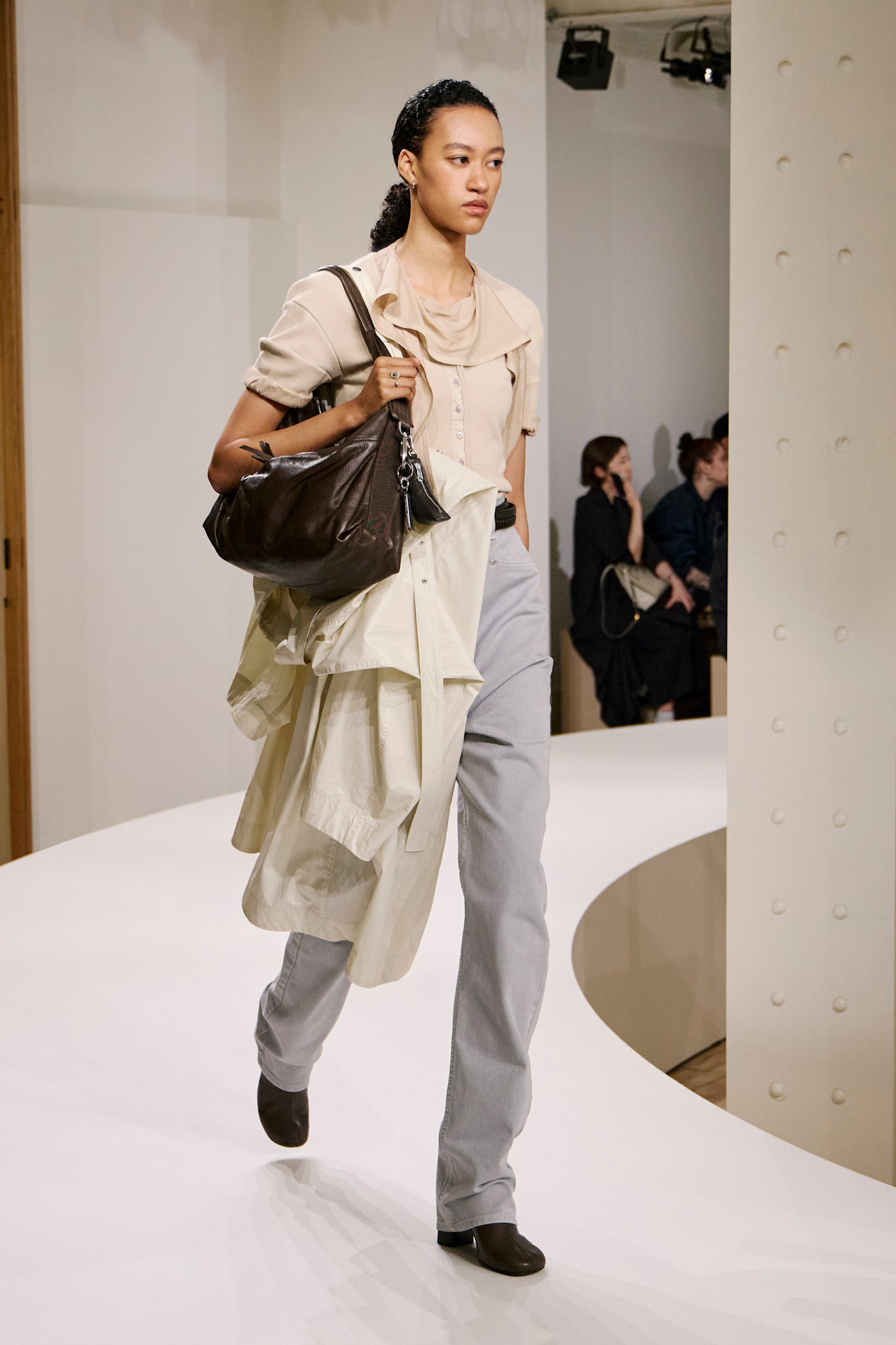 An image of Lemaire's spring/summer 2025 runway, one of the best luxury independent fashion brands.
