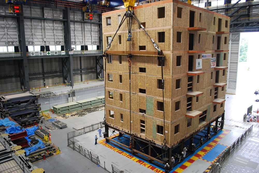 Engineers shake a six-story condominium building 