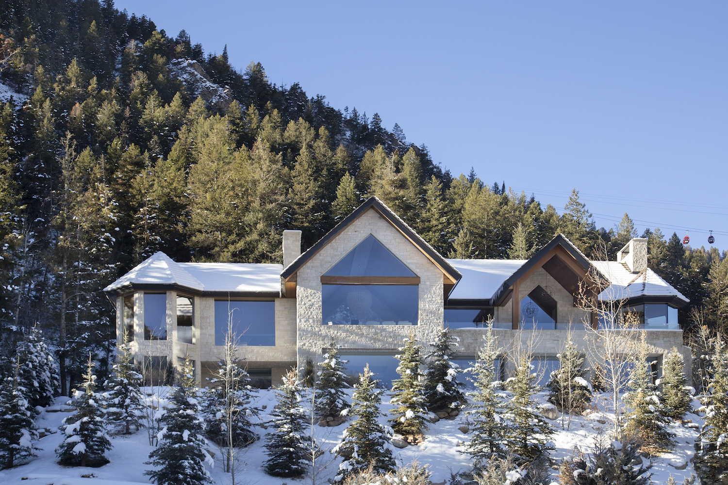 Inside a one-of-a-kind Aspen chalet with smart, high-tech design James ...