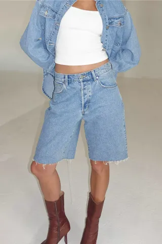 urban outfitters, Baggy Denim Jort