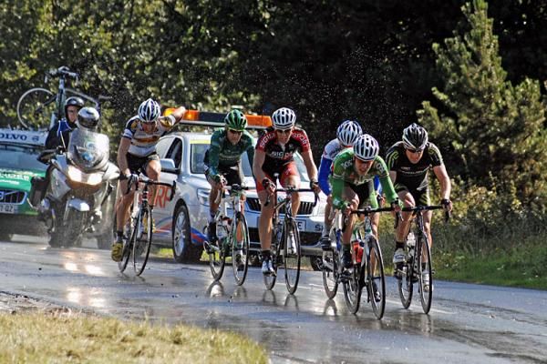 Eventual winner Gediminas Bagdonas (An Post-Sean Kelly) leads the break.